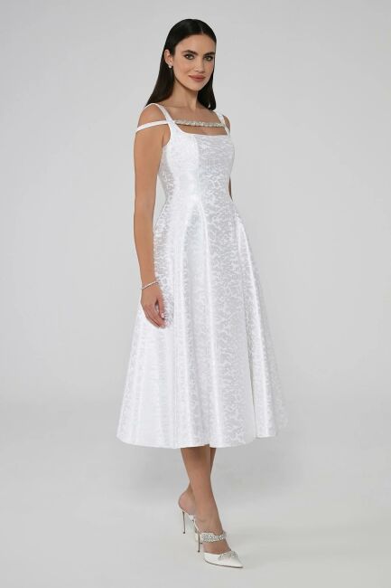 Beyaz Kare Yaka Taş Detaylı Kloş Brokar Midi Abiye Elbise 39 - 2