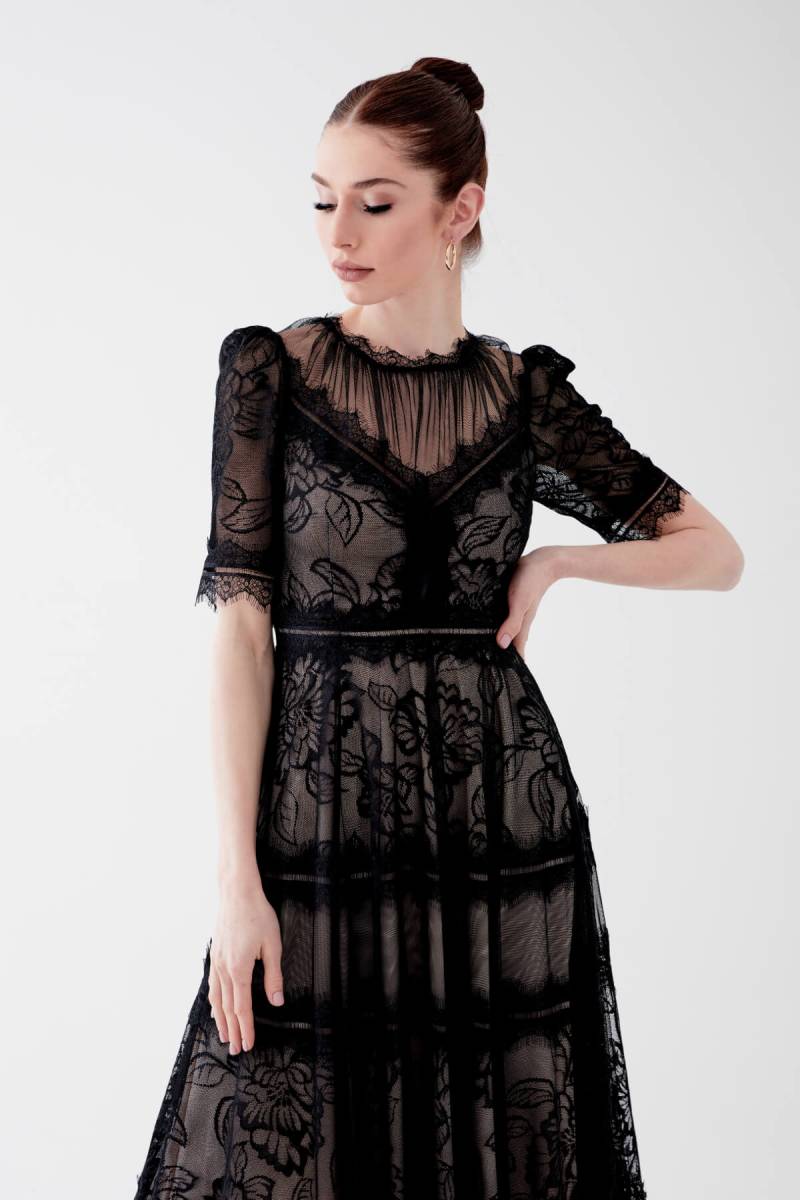 Black Half Sleeve Lace Midi Dress - 4