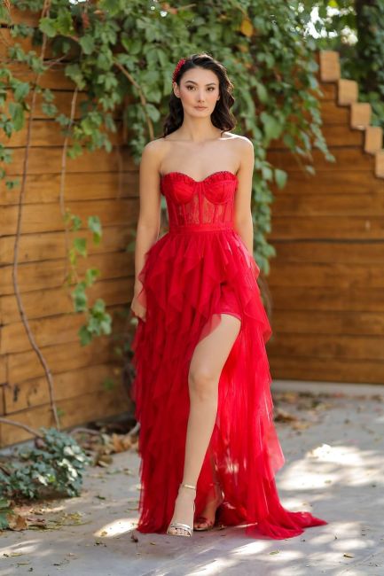 Red strapless bustier slits frilly tulle evening dress dress 